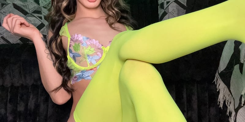 FREE EXCLUSIVE CONTENT🙈